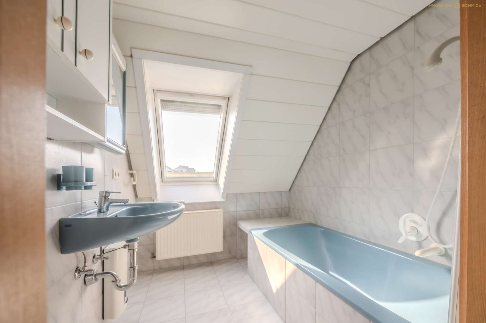 Dachgeschoss-Wohnung - vorher