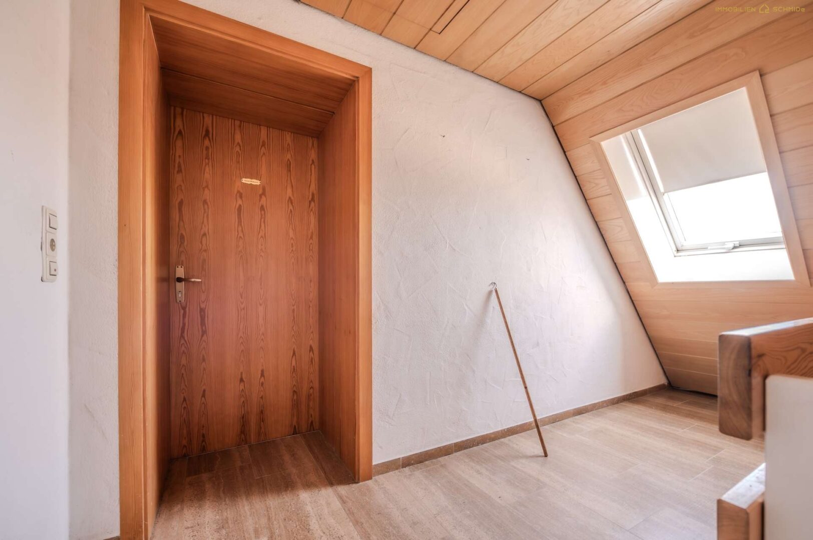 Dachgeschoss-Wohnung