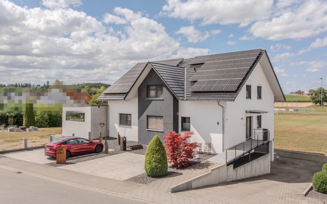 Großzügig. Modern. Besonders. – Exklusives Familienhaus mit Sommergarten in Bad Saulgau-Hochberg
