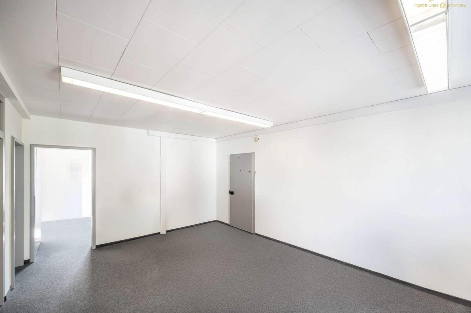 OG - Büro/Empfang - digital geräumt