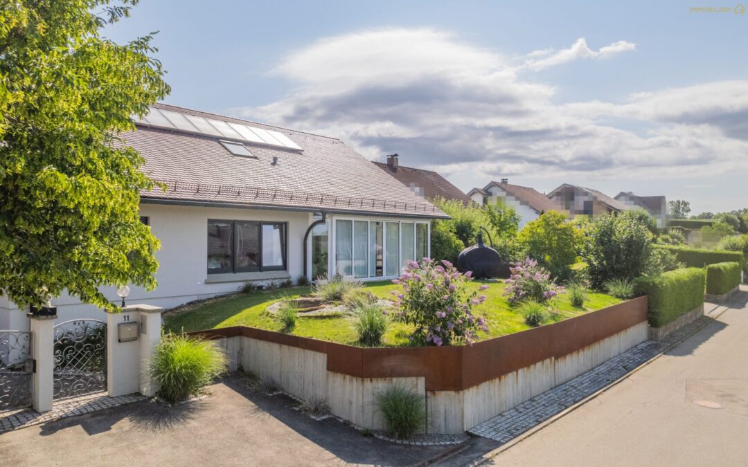 Luxuriöses Einfamilienhaus in erstklassiger Lage  – Wohnen auf höchstem Niveau!